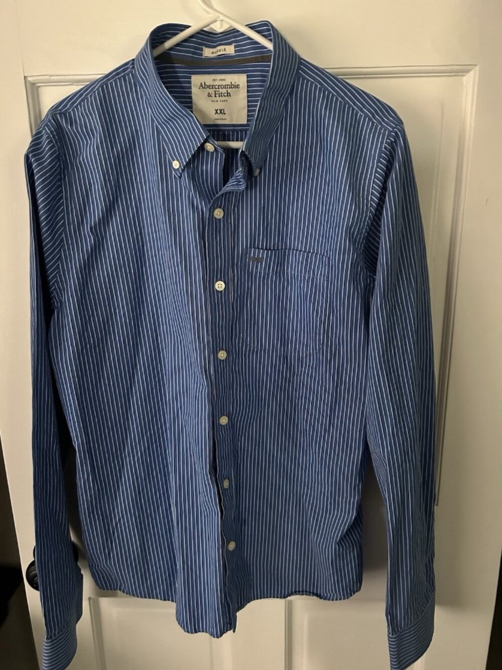 Abercrombie Fitch Men’s X-Large Button Down Shirt